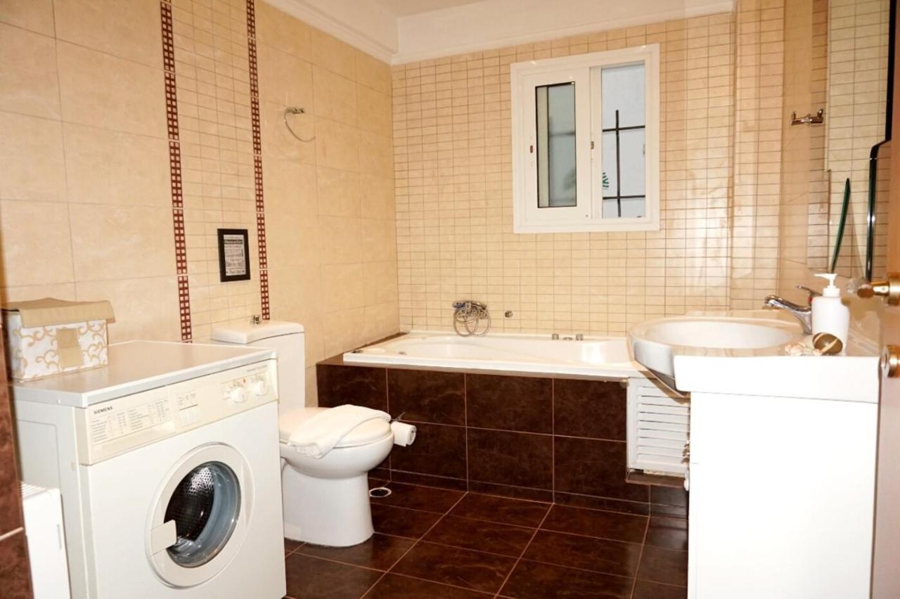 Piraeus Bright Apt エクステリア 写真
